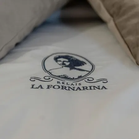 Relais La Fornarina Bed and breakfast 3*
